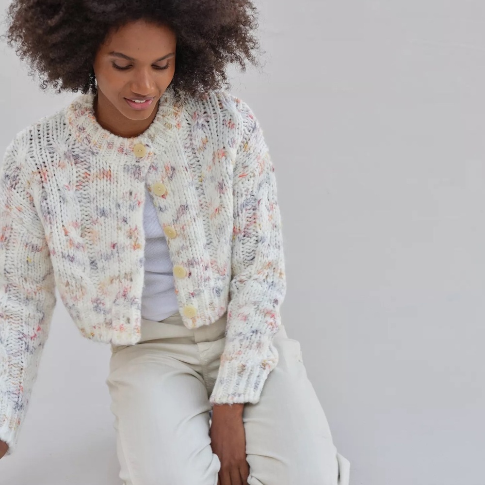 UO Cameron Cropped Cable Knit Cardigan